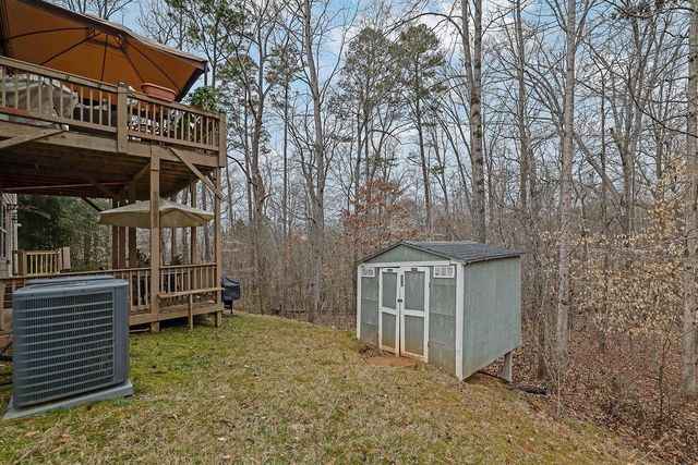 1760 Shire Village Drive, Sugar Hill, GA 30518