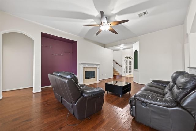 5215 Field Briar Lane, Sugar Land, TX 77479