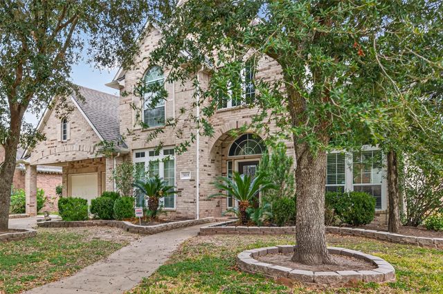 5215 Field Briar Lane, Sugar Land, TX 77479