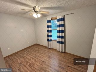 135 ISAAC ST, Wardensville, WV 26851