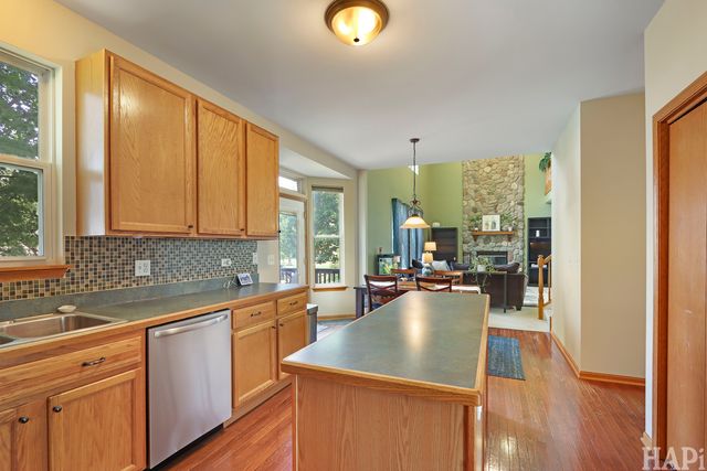 1999 W Windsor Drive, Round Lake, IL 60073