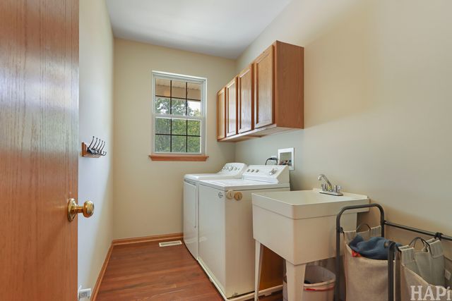 1999 W Windsor Drive, Round Lake, IL 60073
