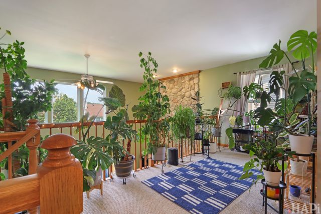 1999 W Windsor Drive, Round Lake, IL 60073
