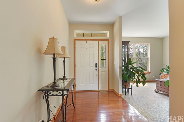1999 W Windsor Drive, Round Lake, IL 60073