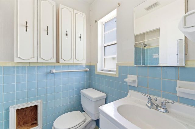 1712 W FERRIS AVENUE, Tampa, FL 33603