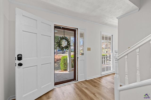 6806 Bay Point Drive, Macon, GA 31220