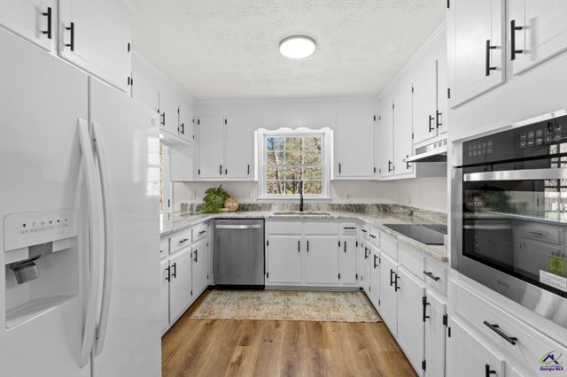 6806 Bay Point Drive, Macon, GA 31220