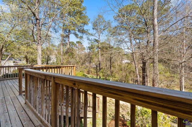 6806 Bay Point Drive, Macon, GA 31220