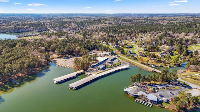 6806 Bay Point Drive, Macon, GA 31220