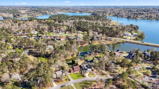 6806 Bay Point Drive, Macon, GA 31220