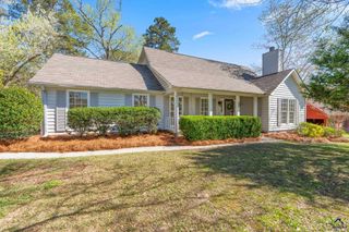 6806 Bay Point Drive, Macon, GA 31220