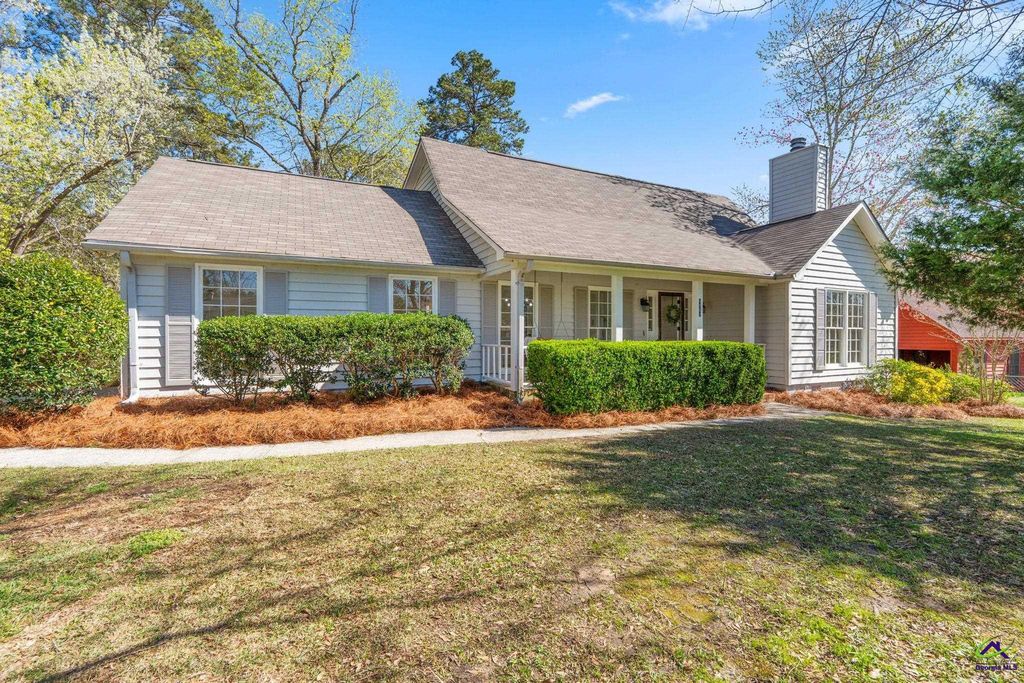 6806 Bay Point Drive, Macon, GA 31220