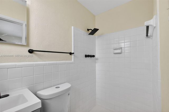 560 W 34th Street, Riviera Beach, FL 33404