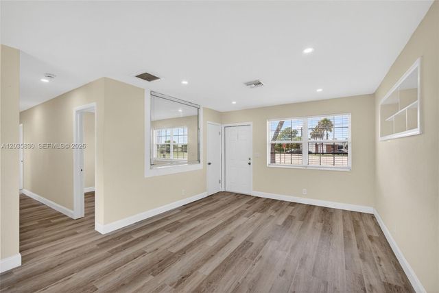 560 W 34th Street, Riviera Beach, FL 33404