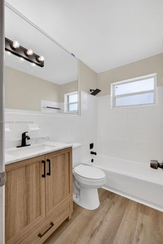 560 W 34th Street, Riviera Beach, FL 33404