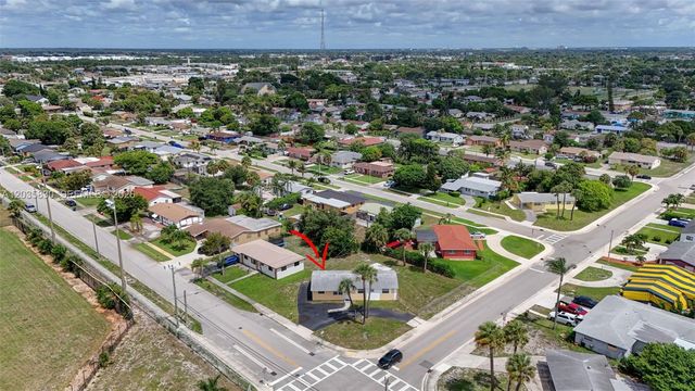 560 W 34th Street, Riviera Beach, FL 33404