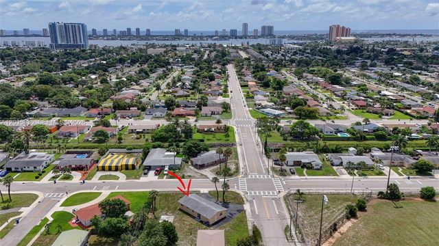 560 W 34th Street, Riviera Beach, FL 33404