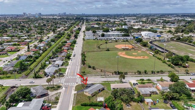 560 W 34th Street, Riviera Beach, FL 33404