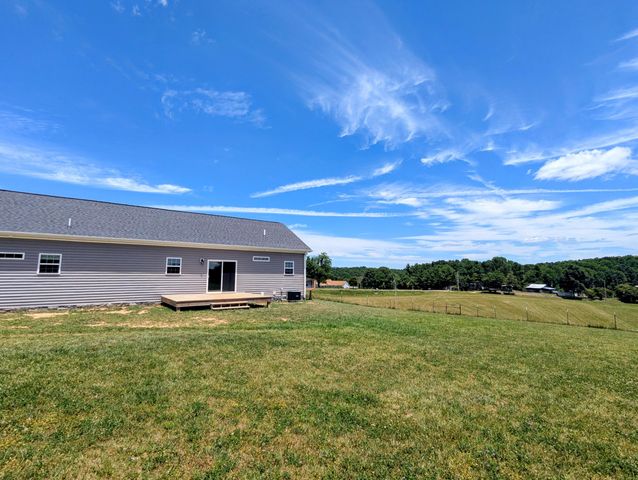 1345 Hale RD NE, Check, VA 24072