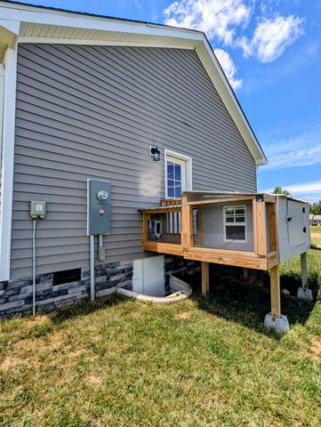 1345 Hale RD NE, Check, VA 24072