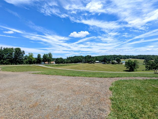 1345 Hale RD NE, Check, VA 24072