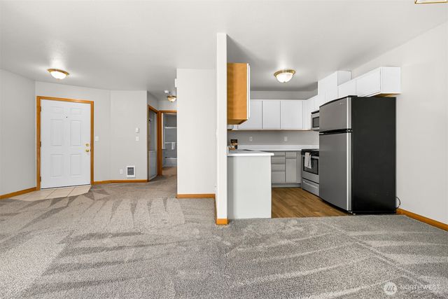 4225 Wintergreen Circle #156, Bellingham, WA 98226