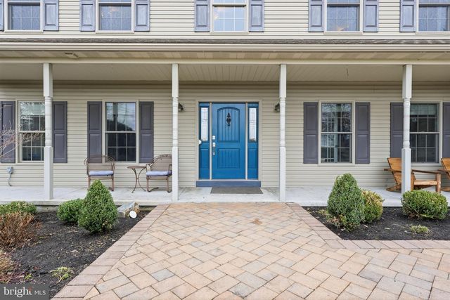 3852 DARK HOLLOW RD, Furlong, PA 18925