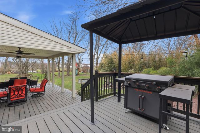 3852 DARK HOLLOW RD, Furlong, PA 18925