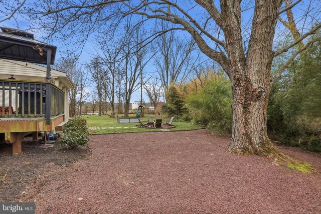 3852 DARK HOLLOW RD, Furlong, PA 18925