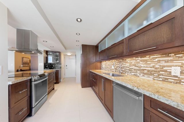 4280 Galt Ocean Drive 29C, Fort Lauderdale, FL 33308