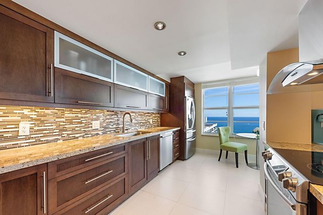 4280 Galt Ocean Drive 29C, Fort Lauderdale, FL 33308