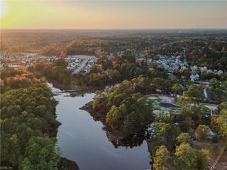 1916 McCoy Rd, Chesapeake, VA 23323