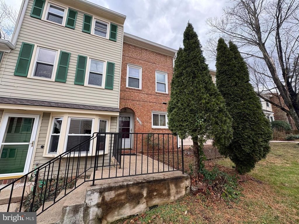 13844 BEAUJOLAIS CT, Chantilly, VA 20151