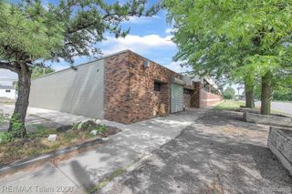 8400 Pelham Road, Taylor, MI 48180