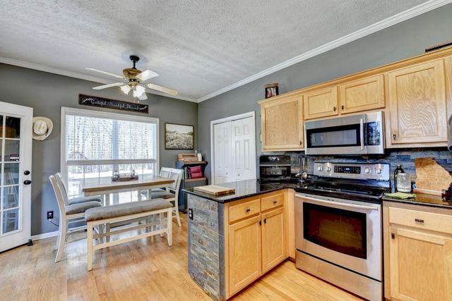 1555 Lower River Road, Covington, GA 30016