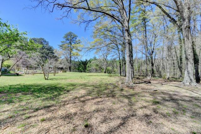 1555 Lower River Road, Covington, GA 30016