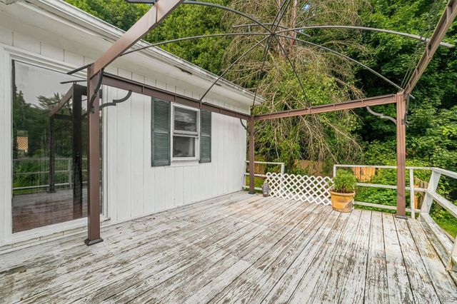 2296 Crompond Road, Cortlandt Manor, NY 10567