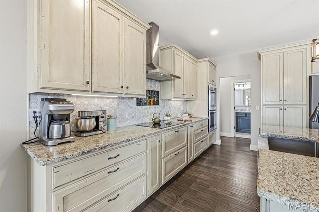 5803 Forest Drive, Hillsboro, MO 63050