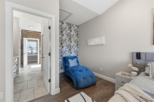 5803 Forest Drive, Hillsboro, MO 63050