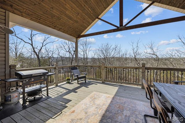 5803 Forest Drive, Hillsboro, MO 63050