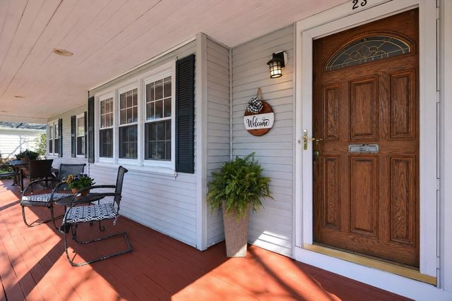 23 Wayne St, Haverhill, MA 01835