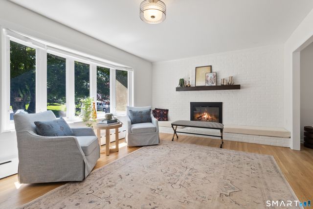 9 Deluca Drive, Greenwich, CT 06807