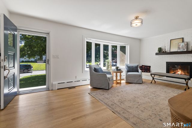 9 Deluca Drive, Greenwich, CT 06807