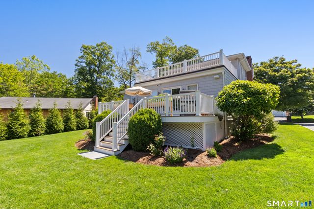 9 Deluca Drive, Greenwich, CT 06807