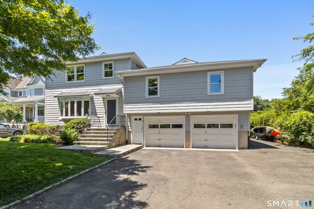 9 Deluca Drive, Greenwich, CT 06807