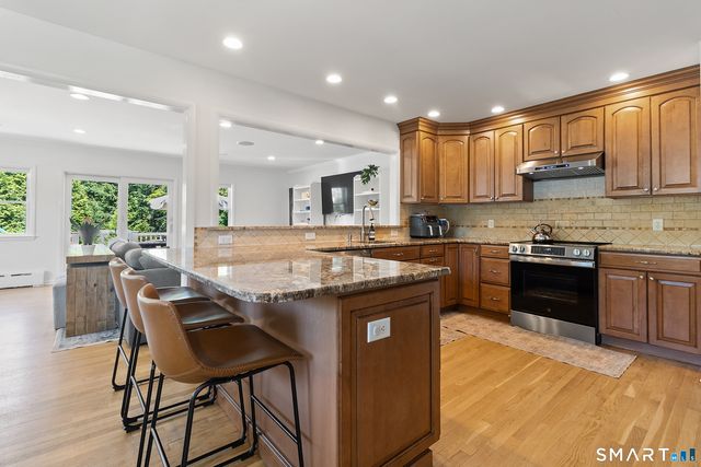 9 Deluca Drive, Greenwich, CT 06807