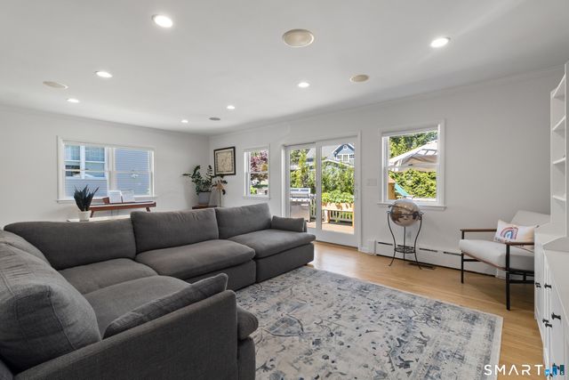 9 Deluca Drive, Greenwich, CT 06807