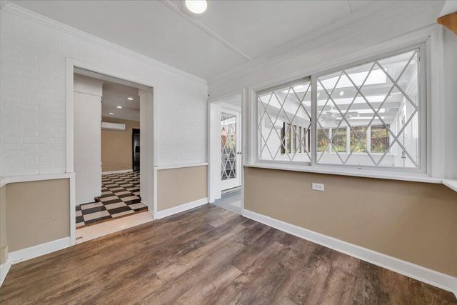 1065 Cain DR, Vinton, VA 24179