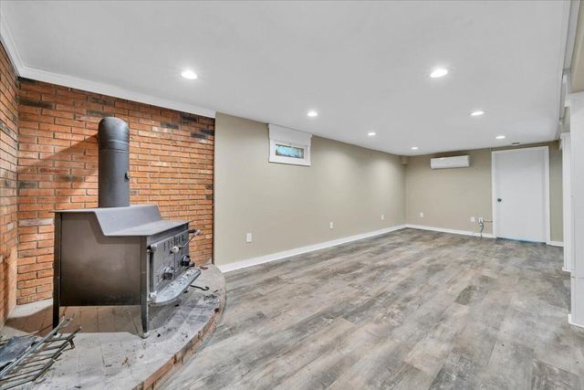 1065 Cain DR, Vinton, VA 24179