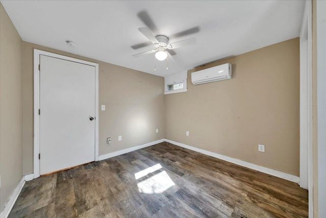 1065 Cain DR, Vinton, VA 24179